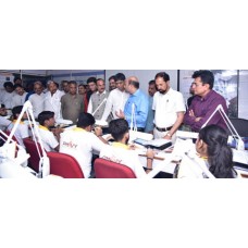 Government Representatives Visit GJSCI in Surat